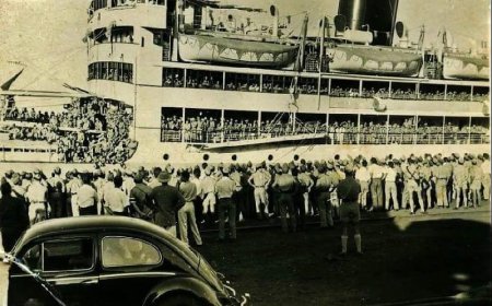 Portuguese Soldiers arrive at the port of mormugao  Mormugao Goa 1950's