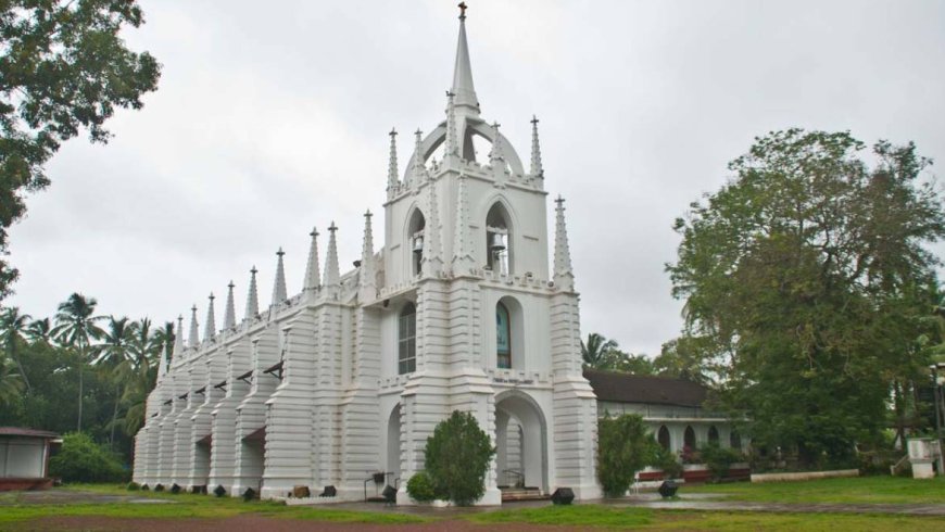 Mae De Deus Church It was built in 1873